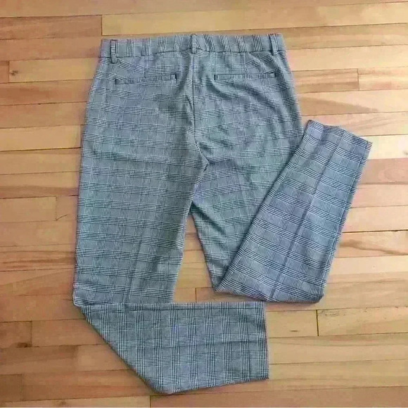 Black & White Pants - Picture 2 of 6